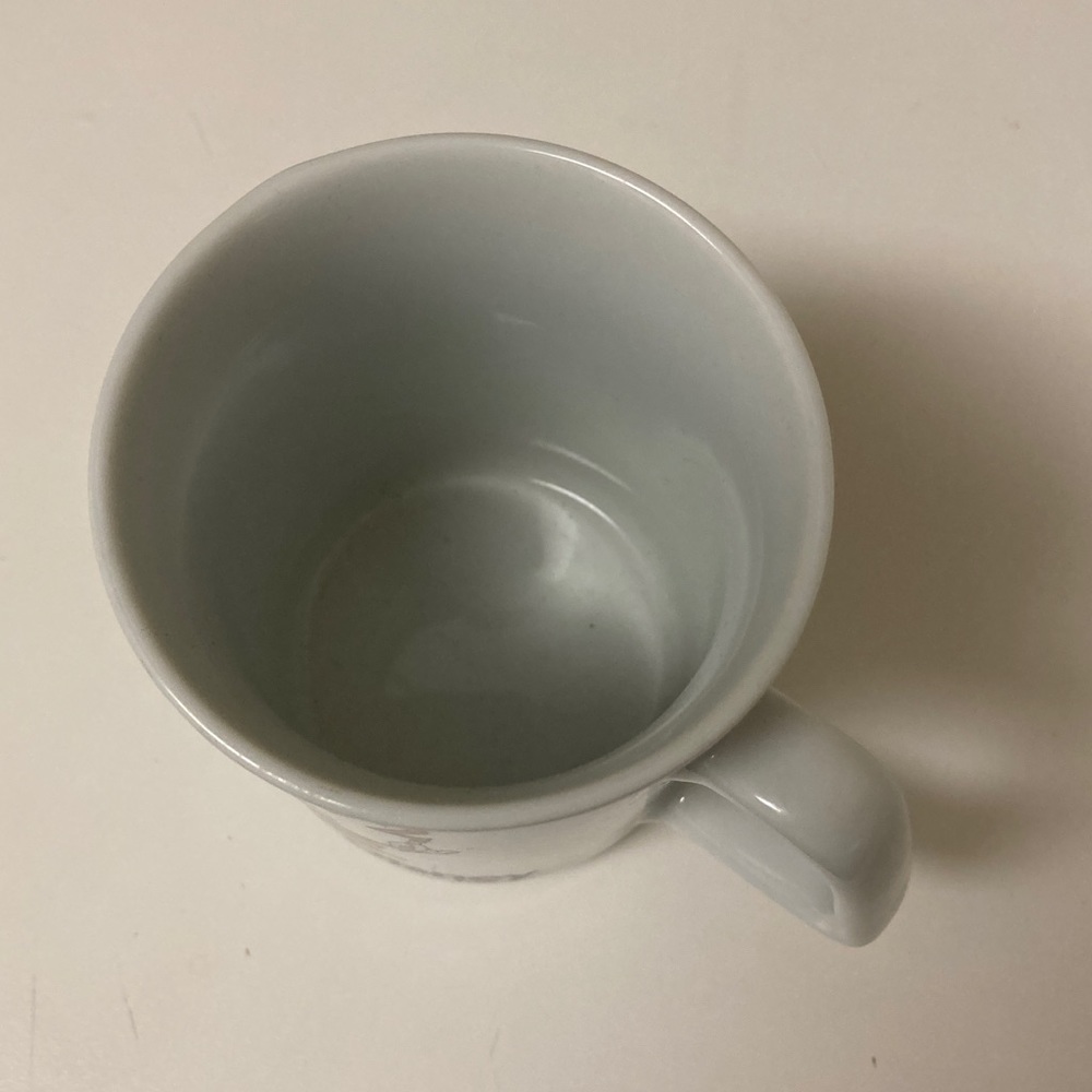 Rare 1992 Euro Disney Mickey Mouse Mug 10 oz - Picture 3 of 3